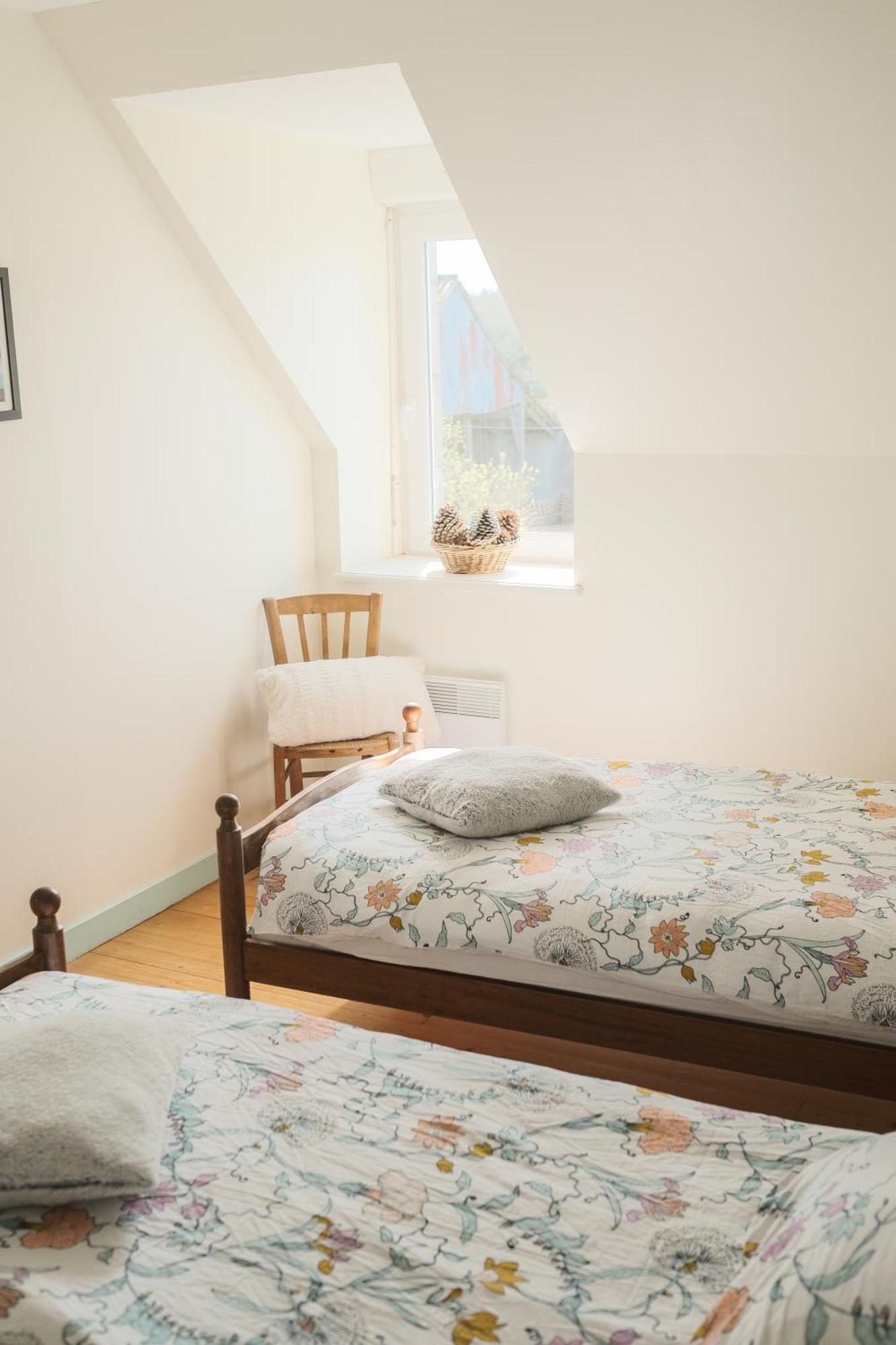 Les Gites Du Vallon Du Trunvel Plonéour-Lanvern Room photo